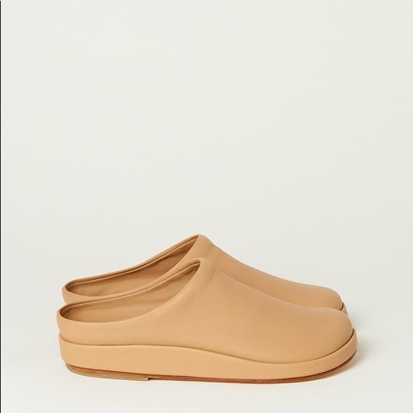 Lauren Manoogian Shoes - Lauren Manoogian Leather Contour Mule!